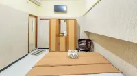 Hotel Shinta 2 near Alun Alun Kertosono Hotel dekat Masjid Al-ishlah Brumbung