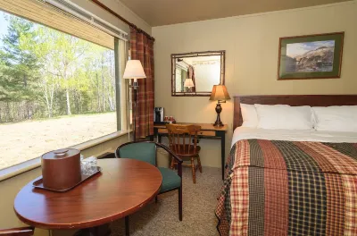 Hungry Trout Resort Hotels in Jay