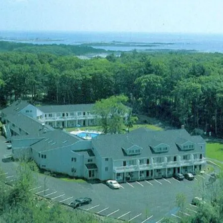 Rhumb Line Resort