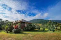 Loesloei Garden Resort Phurua Hotels near D-DAY GARDEN