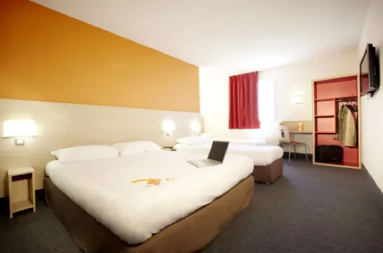 프리미에르 클라세 이스트레