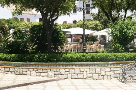 La Malagueña by Croma