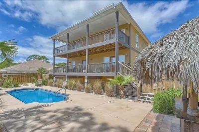 Big Chill by Pristine Property Vacation Rentals
