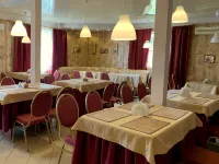 Zarechnaya Hotel Hotels in Diveevo