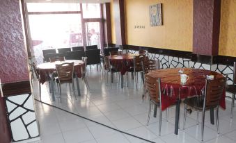Star Apart Hotel - Housity