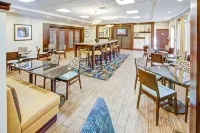 Hampton Inn & Suites Cleveland-Airport/Middleburg Heights