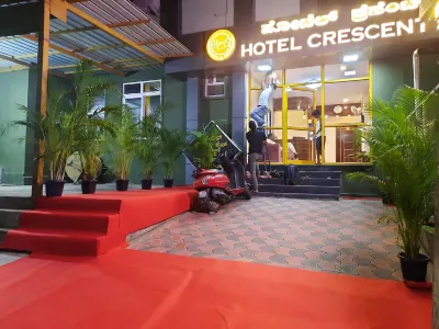 Hotel Crescent Shine