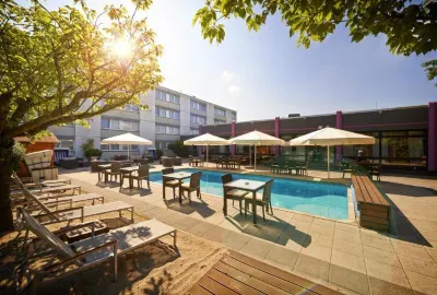 Elaya Hotel Stuttgart Boeblingen Hôtels à proximité de : Waldstadion Dagersheim