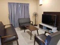 Luna Guesthouse - Pensions