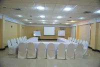The Lake Land Country Club Residency Hotels in Howrah