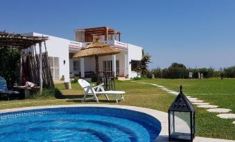 Fell Maamoura Beach - Housity