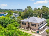 The Guesthouse Maleny Hotels in Witta