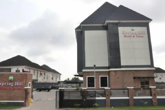 SpringHill Hotel & Suites