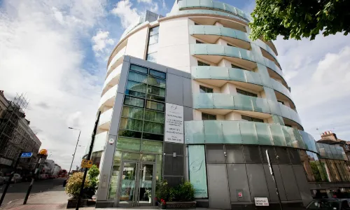 산텀 런던 마이다 베일