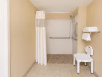 데이즈 인 바이 윈덤 덤프리스 콴티코