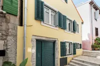 Yellow House Rovinj Hotels near Water sport ROVINJ - Resort Villas Rubin