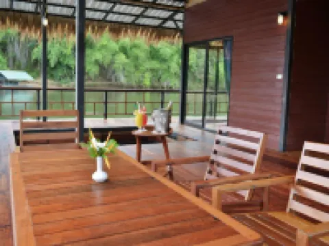 Boutique Raft Resort, River Kwai