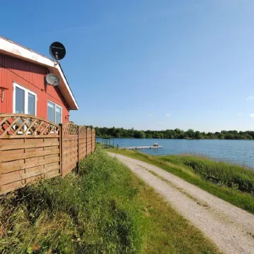 "Alvira" - 8km to the Fjord