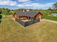 "Brigitta" - 1.5km from the Sea Hoteles cerca de Skoven (tanghus)