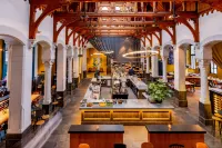 Post-Plaza Hotel & Grand Café