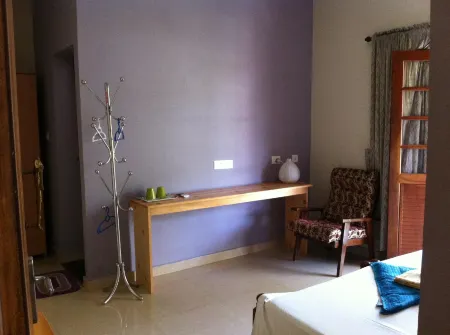 Goodkarma Inn Отели рядом с достопримечательностью «Чинес Фишинг Нетс»