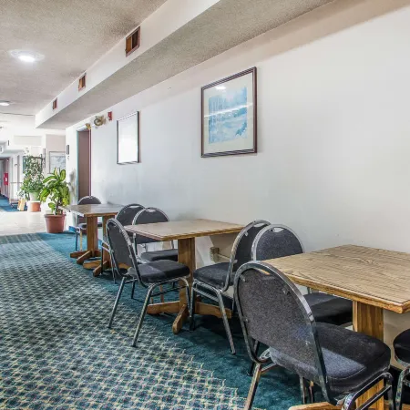 Rodeway Inn Bedford