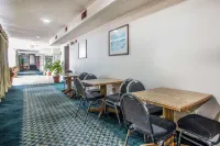 Rodeway Inn Bedford - breakfast