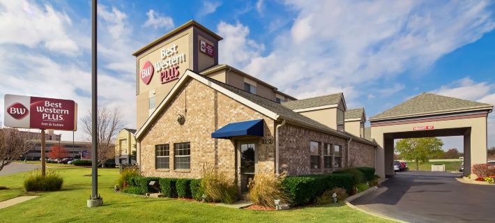 Best Western Plus Tulsa Inn  Suites Отели в г. Талса