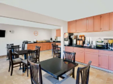 滑鐵盧-雪松瀑布温德姆豪生酒店 滑鐵盧酒店