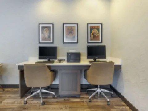 ベストウェスタン プラス ナッシュビル エアポート ホテル デイヴィッドソンのホテル