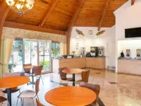 Super 8 by Wyndham North Palm Beach Hotels in Palm Beach County