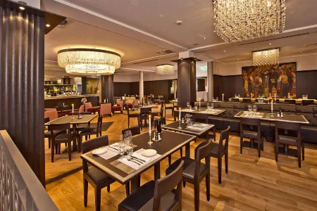 Best Western Plus Hotel Bern Отели рядом с достопримечательностью «Цитглогге»