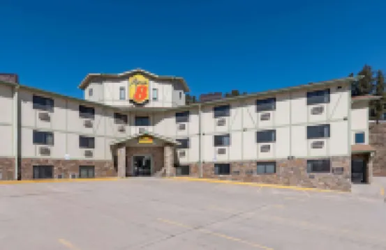Super 8 by Wyndham Hill City/Mt Rushmore/ Area Hotels near World's Largest Smokey Bear