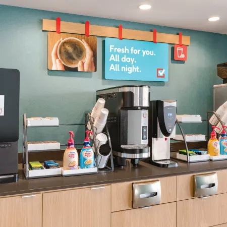 avid hotel TULSA HILLS by IHG