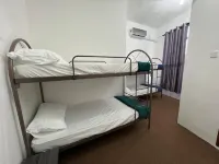 Hotel Ayna Hotels in Kampung Raja