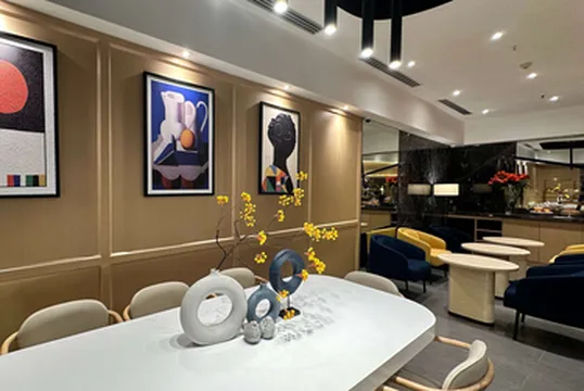 รูปภาพของแกรนด์ สวิส โฮเต็ล แบงค็อก (เดิม รามาดา สุขุมวิท ซอยสิบเอ็ด)