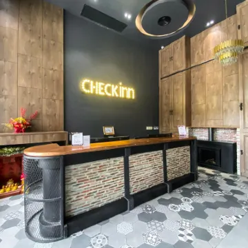 Check Inn Phnom Penh BKK1 Hotels near Independence Monument