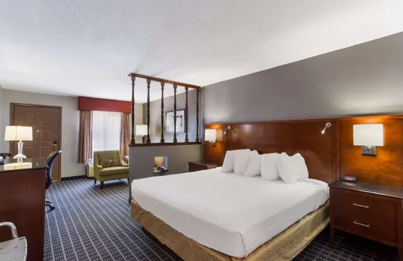 格林伍德貝斯特韋斯特SureStay Plus酒店