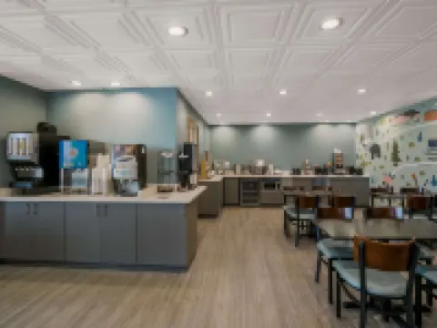 SureStay Plus Hotel by Best Western Sevierville セバービルのホテル