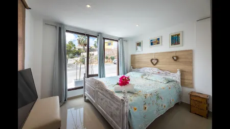 Apartment with Jacuzzi- Mi Cuna Close to Beach