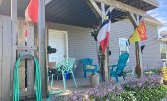 Cottage Jasmine on the Shediac Bay with Hot Tub