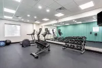 Holiday Inn Express & Suites MIRAMAR by IHG - Gym
