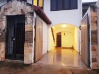 MyHavelock Town Studio Apt, with Own Pvt Gate/Parking in Main City Hotels in Colombo 05