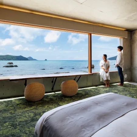 Denpaku the Beachfront Mijora