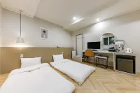 Yeongcheon Hotel Shop