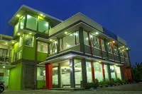 Gumilang Hotel Hotels near Dairyland Farm Theme Park Puncak