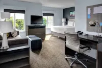 Hyatt House Plymouth Mtg PHL فنادق في بليموث ميتينغ