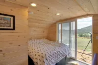 Secluded Jefferson Cabin w/ Deck + Mountain Views!