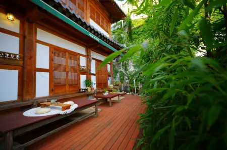 Jeonju Cheonnyeoneui Achim Hanok Pension