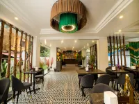 Hue Guh the Porto Candolim Hotels in Marra